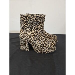 Plats Leopard Plush Platform Super Chunky Ankle Boots Size 12